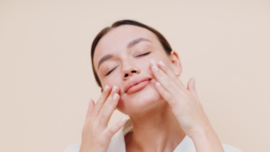 SunewMed+ ESSENCE+ Hybrid Mask with Peptides and Snail Mucus